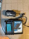 Cargador y batería Makita